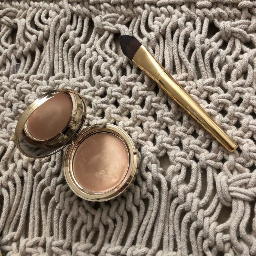 bareMinerals•Gold Obsession Illuminator + brush - Picture 2 of 6